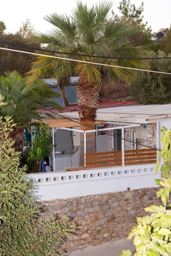 Ενοικιαζόμενα Διαμερίσματα Ηλίας Panormos  Εξωτερικό φωτογραφία